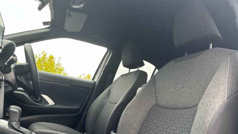 Toyota Yaris Cross 1.5 Hybrid Design 5dr CVT Hybrid Estate